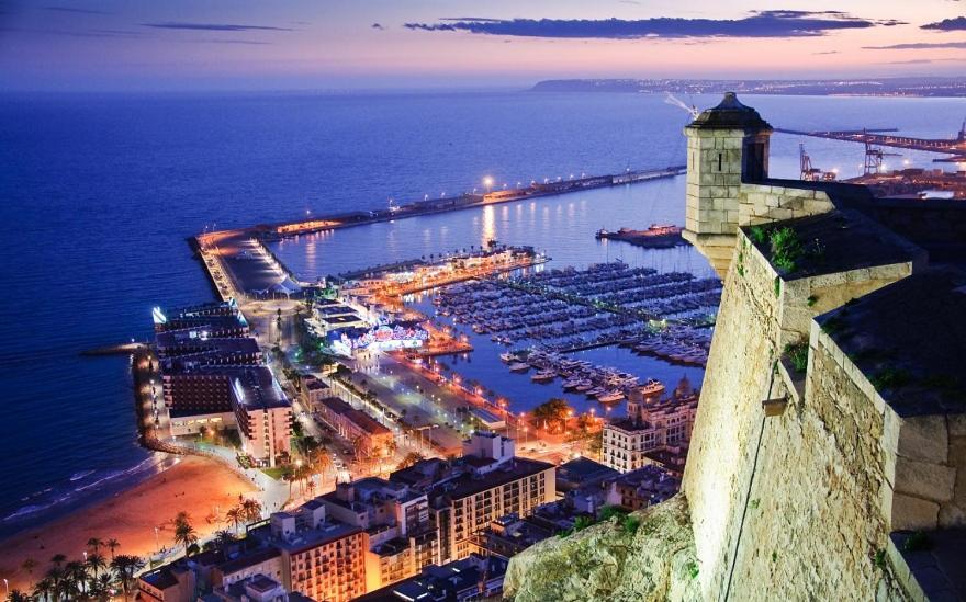 Céntrico y espacioso piso en barrio tranquilo Alicante Esterno foto